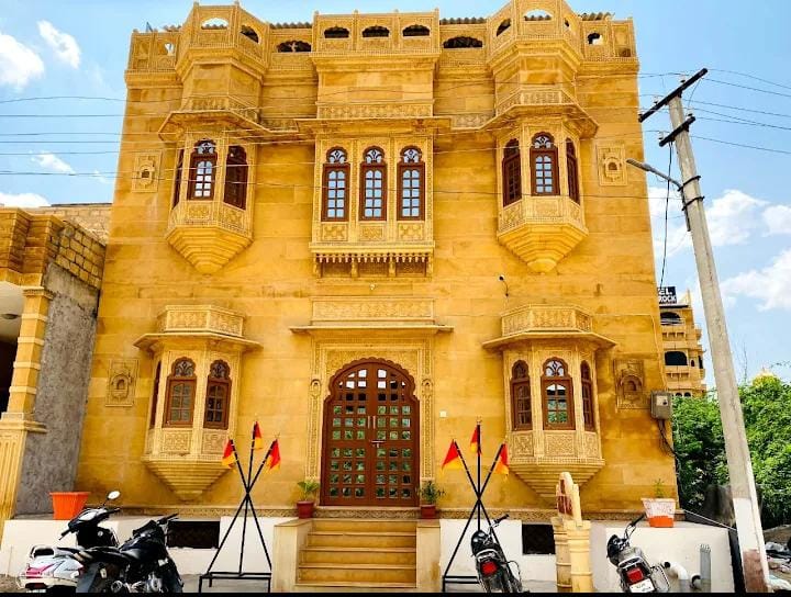 hotel sanjay villas image