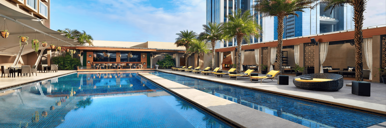 Holidays all over India. Pick your favoyrite loaction over 1400+